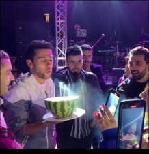 Գարիկ Պապոյանի ծննդյան տարօրինակ տորթը