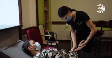 Սայաթին փրկել է գրպանում եղած աղոթագիրքն ու խաչը, աղոթագիրքը 90-ականներին էլ հորն էր փրկել