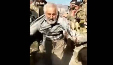 Ադրբեջանական զինվորականները նվաստացնում են տարեց մարդու, էթնիկ հայի