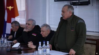 Պետք ա մեզ ճիշտ պահենք. Սասուն Միքայելյանը՝ երկրապահներին