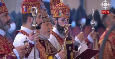 Զատկական հայրապետական պատարագ Երևանի Ս. Գրիգոր Լուսավորիչ մայր եկեղեցում. Ուղիղ