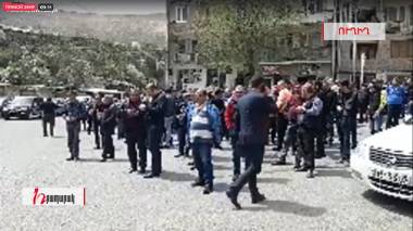 Փաշինյանի այցին ընդառաջ Քաջարանում բողոքի ակցիա է. ուղիղ