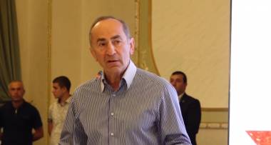 Այսպես այս պատերազմը չպետք է ավարտվեր․ սրա համար մարդիկ պետք է պատասխանատվություն կրեն․ Ռոբերտ Քոչարյան