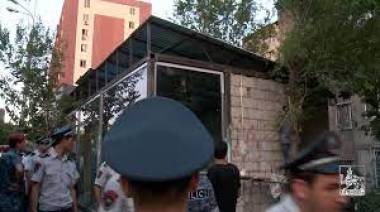 Երևանի մի շարք հասցեներում ապամոնտաժվել են ապօրինի շինություններ