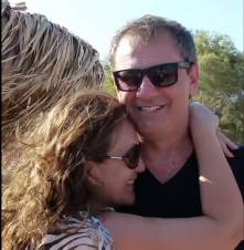 Սիրուշոն ծնողների արխիվային լուսանկարներով տեսանյութ է հրապարակել