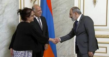 Նիկոլ Փաշինյանն ընդունել է Էնթոնի Բարսամյանին և Արփի Վարդանյանին