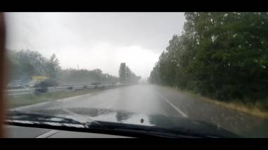 Ինտենսիվ տեղատարափ անձրև Սևանում