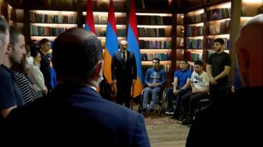 Զինվորի տանը Հայրենիքի պաշտպանների հետ մեկ րոպե լռությամբ հարգանքի տուրք