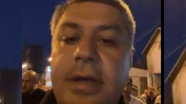 Արթուր Վանեցյանի գլխավորած երթը հասել է կառավարական ամառանոցի առջև