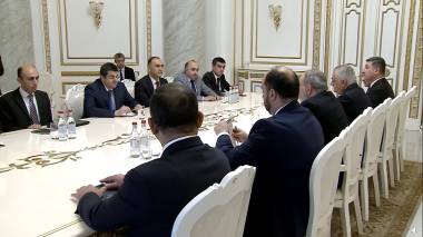 Փաշինյանը հյուրընկալել է Արցախի կառավարության անդամներին