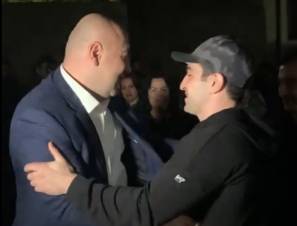 Լևոն Քոչարյանը տեսանյութ է հրապարակել՝ ինչպես են դիմավորում Քաջարանի համայնքապետին