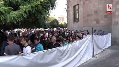 Բողոքի ակցիա կառավարության դիմաց․ ուղիղ