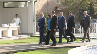 Փաշինյանը մասնակցել է նոր կլինիկայի բացմանը 