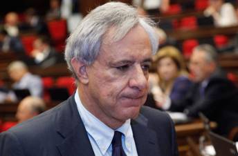 Ի՞նչ է, մենք աշխարհի ամենամիամիտ ժողովու՞րդն ենք, որ զիջենք մեր դիրքերը․ Օսկանյան