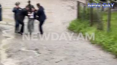 Անի Գևորգյանին Փաշինյանի անվտանգության աշխատակիցները ուժի կիրառմամբ հեռացնում են դպրոցից