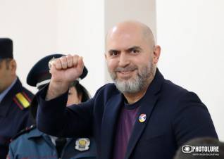 Արմեն Աշոտյանի ծննդյան օրը շնորհավորում են ընկերները (տեսանյութ)