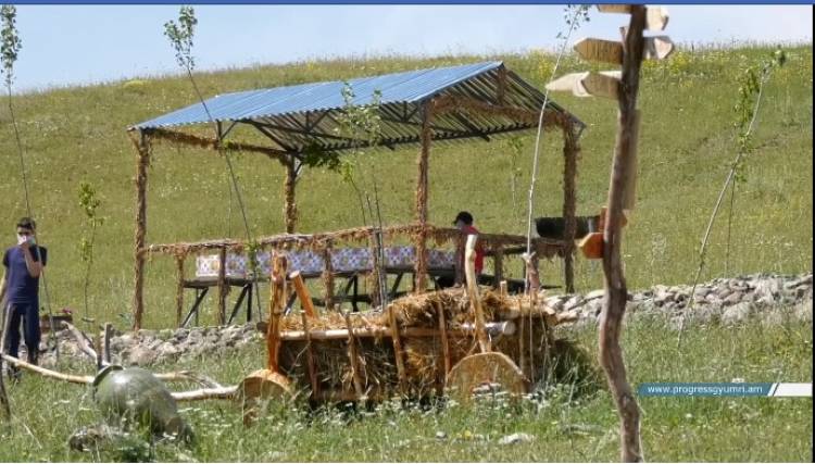 Հայաստանում ձմեռ պապը նստավայր կունենա. տեսանյութ